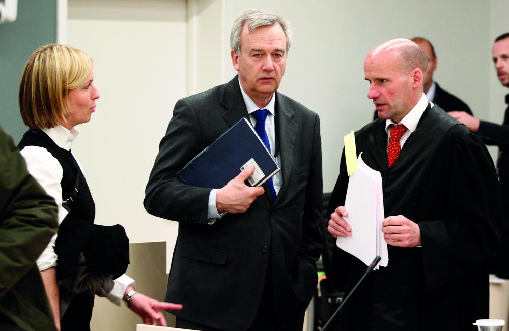 Terrorrettssaken mot Anders Behring Breivik i Oslo tingrett i 2012. Statsadvokat Inga Bejer Engh , Tor Aksel Busch (midten) og forsvarer Geir Lippestad i sal 250 i Oslo tinghus. (Foto: Lise Åserud / NTB scanpix) 